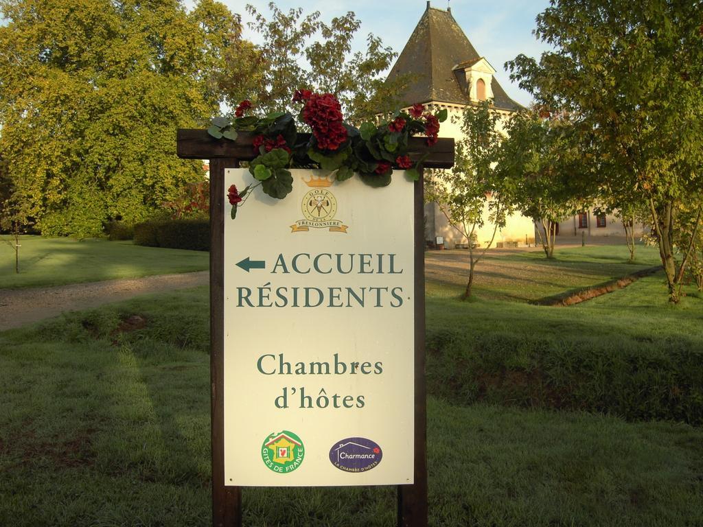 Chateau Du Golf De La Freslonniere Le Rheu Exterior foto
